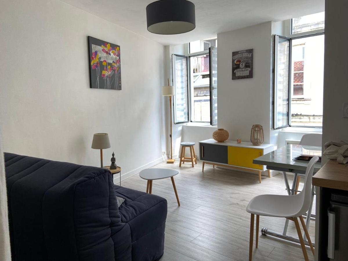 Apartamento L'Oasis Marin Meuble, Lumineux Et Cosy A 1Min A Pied Du Marche Dans L'Hyper Centre De La Rochelle Avec Tv Et Wifi Exterior foto